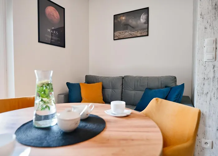 Mars By Housine Zator